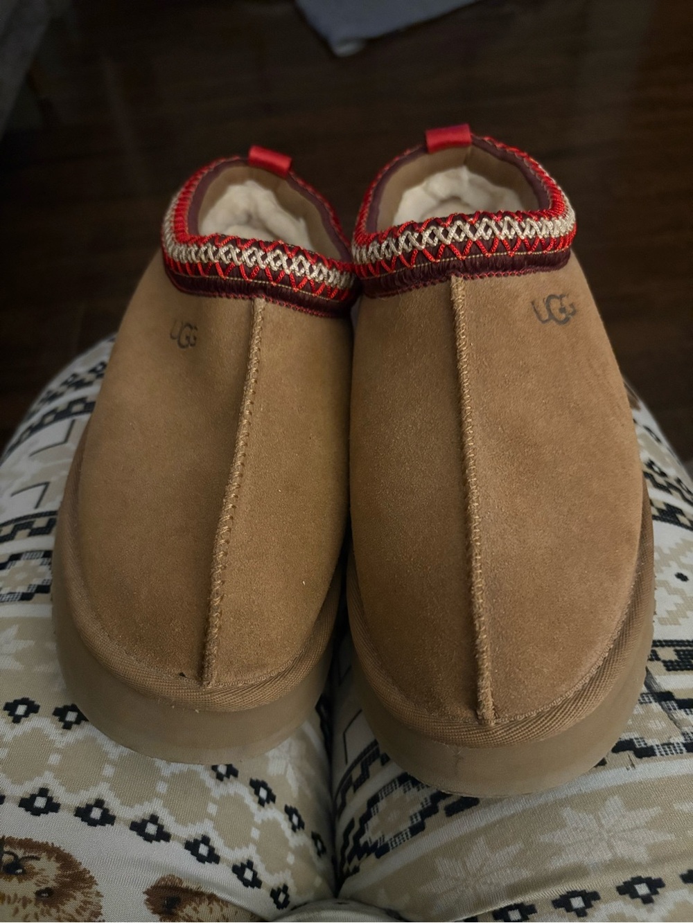 UGG Tazz Chestnut Slip-On with Red Accent